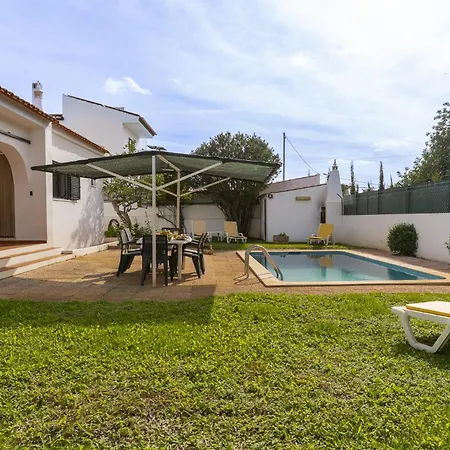#350 Quiet Retreat Relax & Nature * Ferreiras